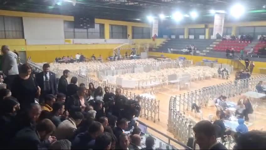 Yeniden Sayım Az Önce Bitti: Gaziosmanpaşa'da Kazanan Yine Chp'li Hakan Bahçetepe Oldu