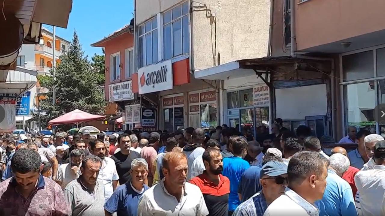 Öldürülen Kahveci, Ağabeyiyle Tartışan Saldırganı Dışarı Çıkartmak İstemiş