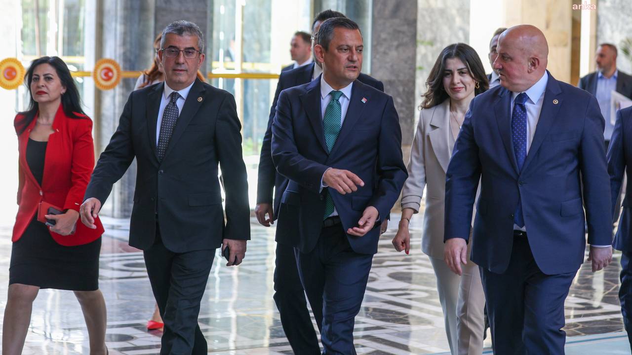 Özgür Özel: "Hatay Halkının İradesine Sahip Çıkmaya Bu İşin Peşini Bırakmamaya Devam Edeceğiz" (3)