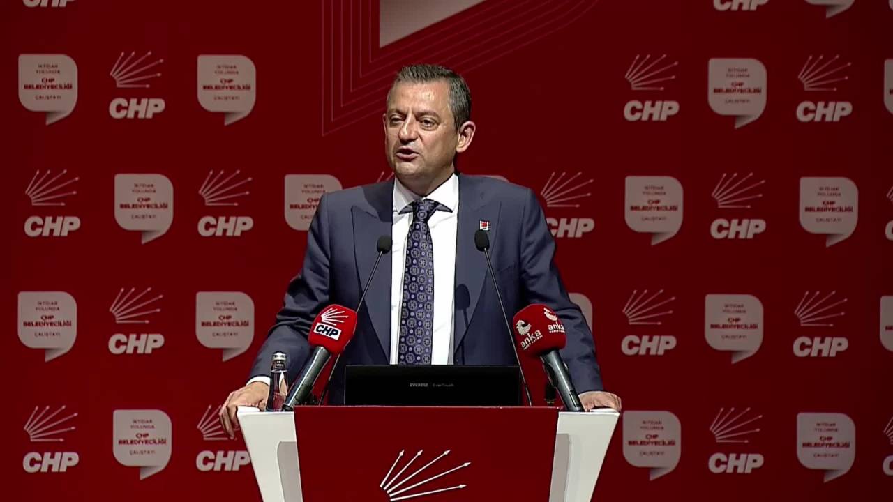 Özgür Özel: “Bu Bir Zafer Değil, Görevdir. Parti İktidar Olduğunda Zafere Dönüşecektir''