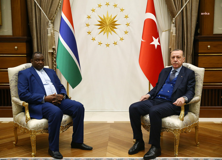 Cumhurbaşkanı Erdoğan Gambiya Cumhurbaşkanı Barrow İle Telefonda Görüştü