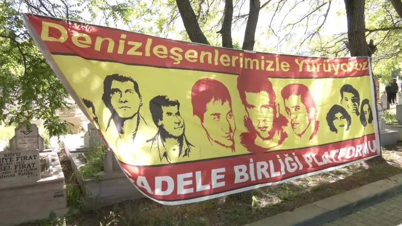 Chp Genel Başkanı Özel, “Üç Fidan’ı Andı: “Hatıraları Önünde Saygıyla Eğiliyorum"