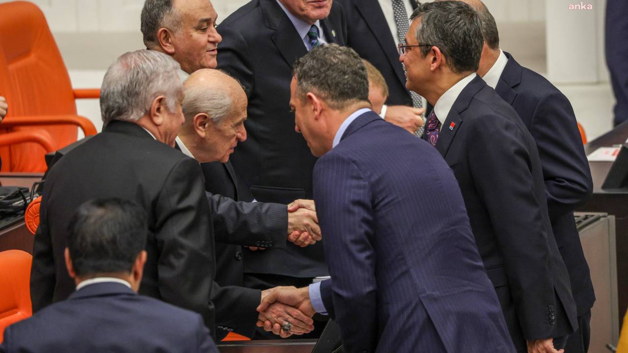 Özgür Özel, Devlet Bahçeli Görüşmesi Başladı