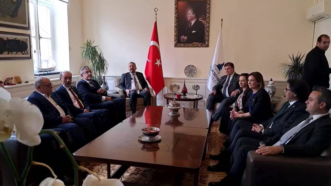 İzmir Büyükşehir Belediye Başkanı Cemil Tugay: “Bir Arada Olmak Gücümüze Güç Katacak”