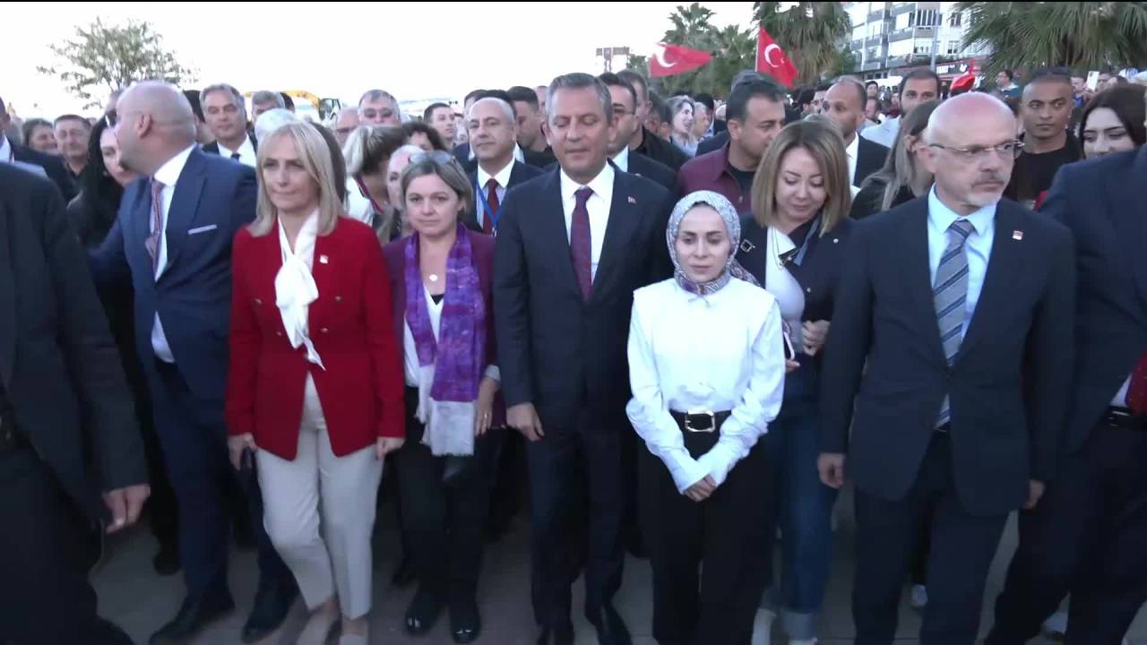 Özgür Özel Samsun’da... “Samsun’da Birinci Parti Olana Kadar Mücadeleye Başlıyoruz”