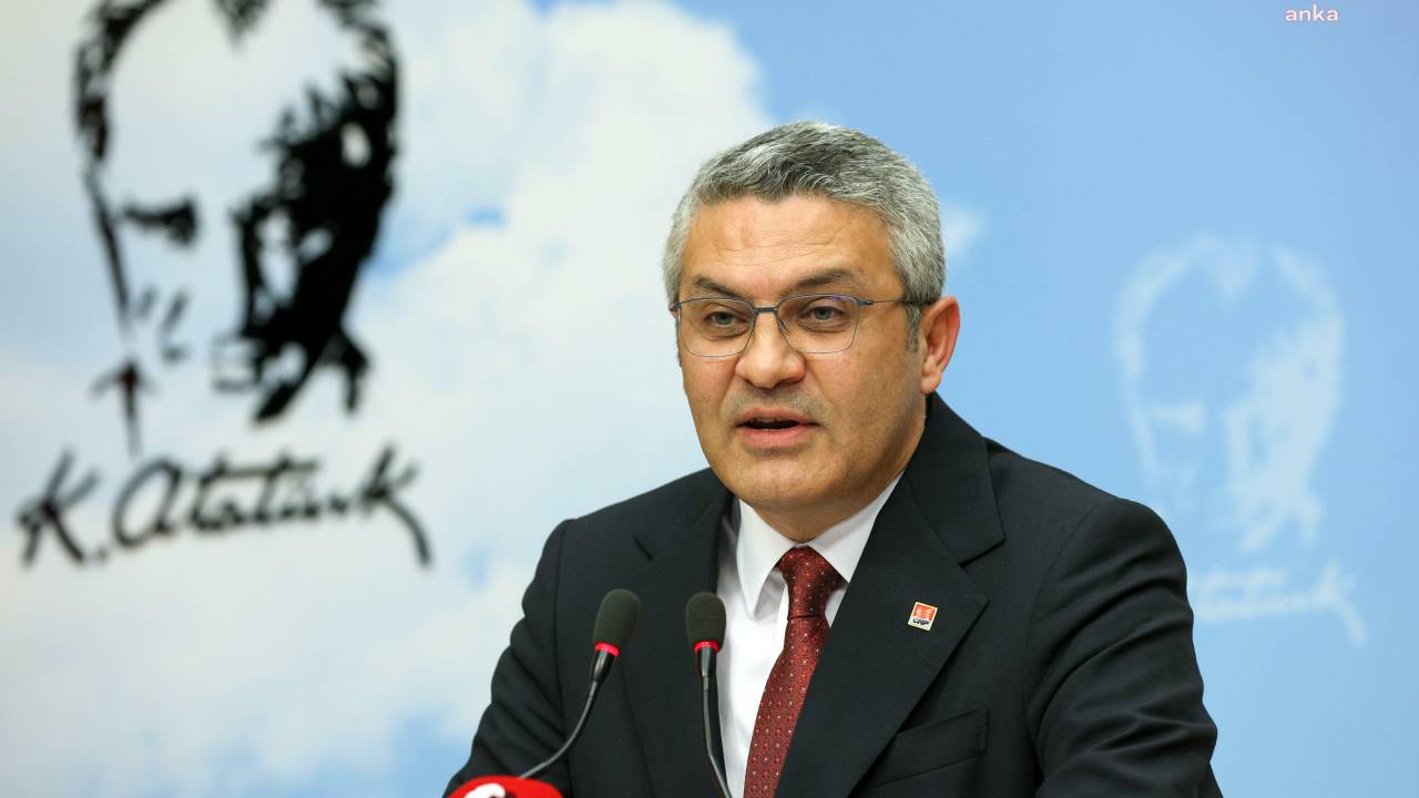 Oğuz Kaan Salıcı, Kültür Ve Turizm Bakanı Ersoy'a Yurt Dışına Kaçırılan 8 Bin Tarihi Eserin Akıbetini Sordu