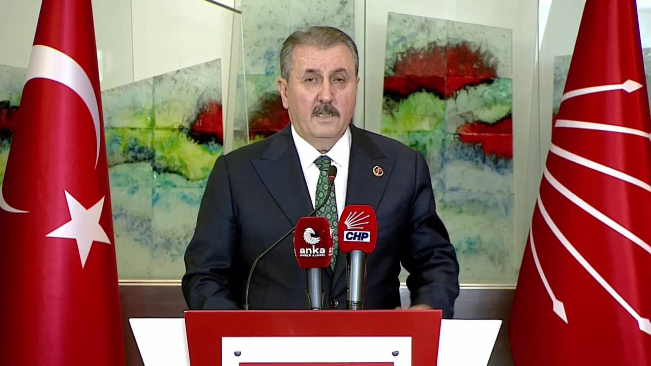 Özgür Özel-mustafa Destici Görüşmesi.... Destici: "Sokak Köpeklerinin Uyutulması Teklifini Destekliyoruz"