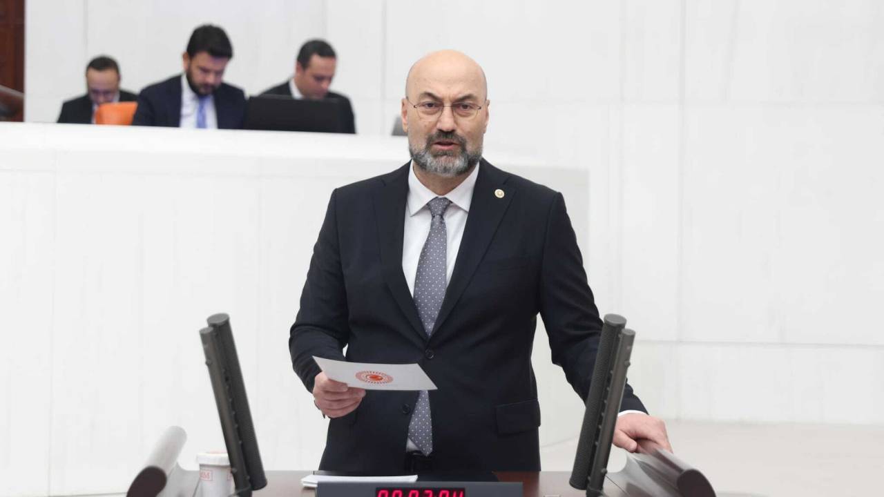 Chp'li Fethi Açıkel: "Türkiye'de Bir Nüfus Kırım Yaşanıyor, Erdoğan Da Bunu İtiraf Etmiş Oldu"