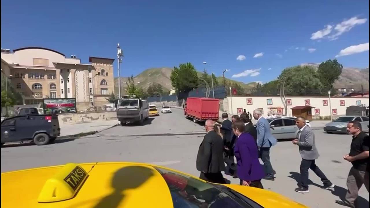 Chp Heyeti, Hakkari'ye Geldi