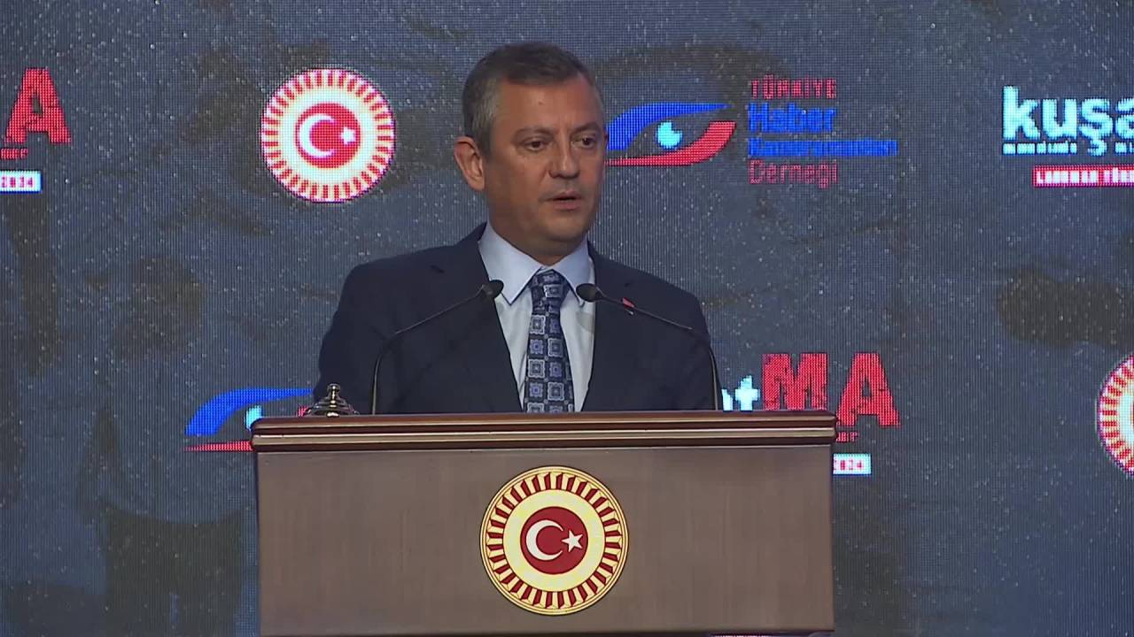 Özgür Özel: "Tüm Siyasi Partilerin Kendi Görüşlerini Söylemiş Olması Filistin Davasına Güç Veriyor"