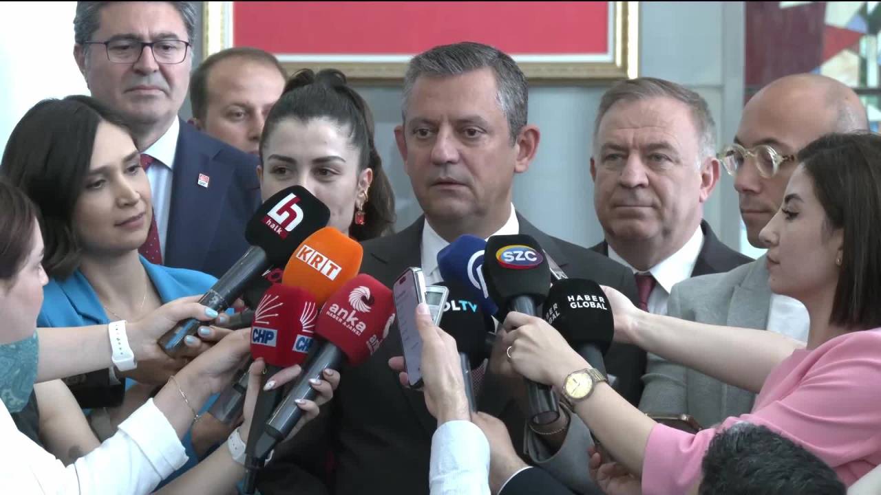 Özgür Özel: "11 Haziran Günü Saat 16.00'da Sayın Cumhurbaşkanı'nı Genel Merkezimizde Ağırlayacağız"