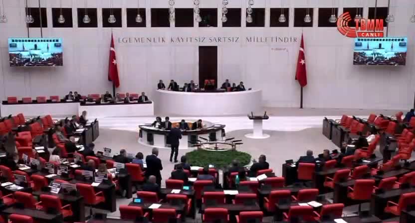 Chp'li Ali Öztunç: " Depremde Yaşamını Yitiren Polis Ve Askerler Şehit Kabul Edilmeli"