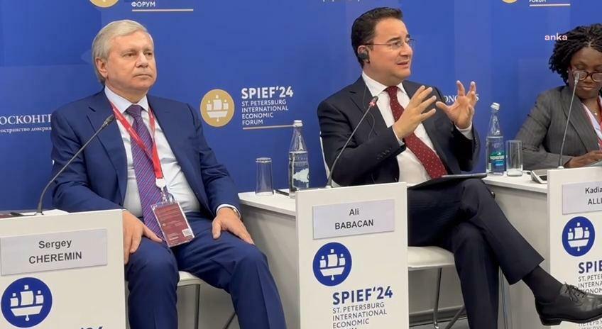 Ali Babacan: "Türkiye Brıcs Benzeri Bölgesel İş Birlikleriyle Yakın İlişki İçerisinde Olmalı"