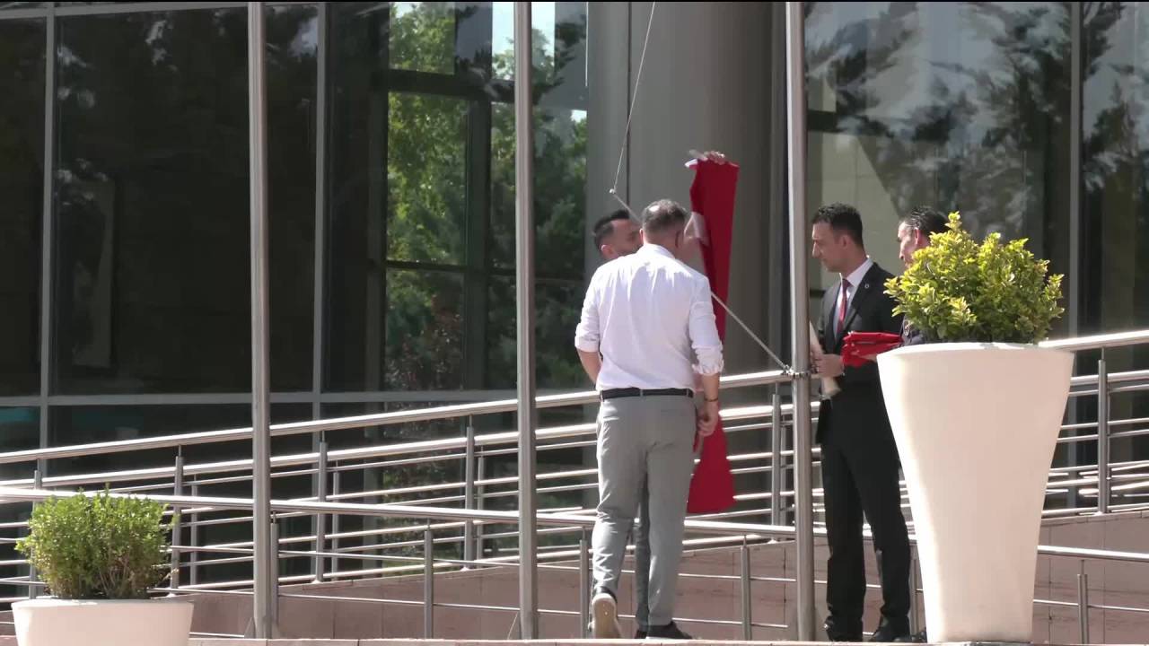 Erdoğan-özel Görüşmesi Başladı