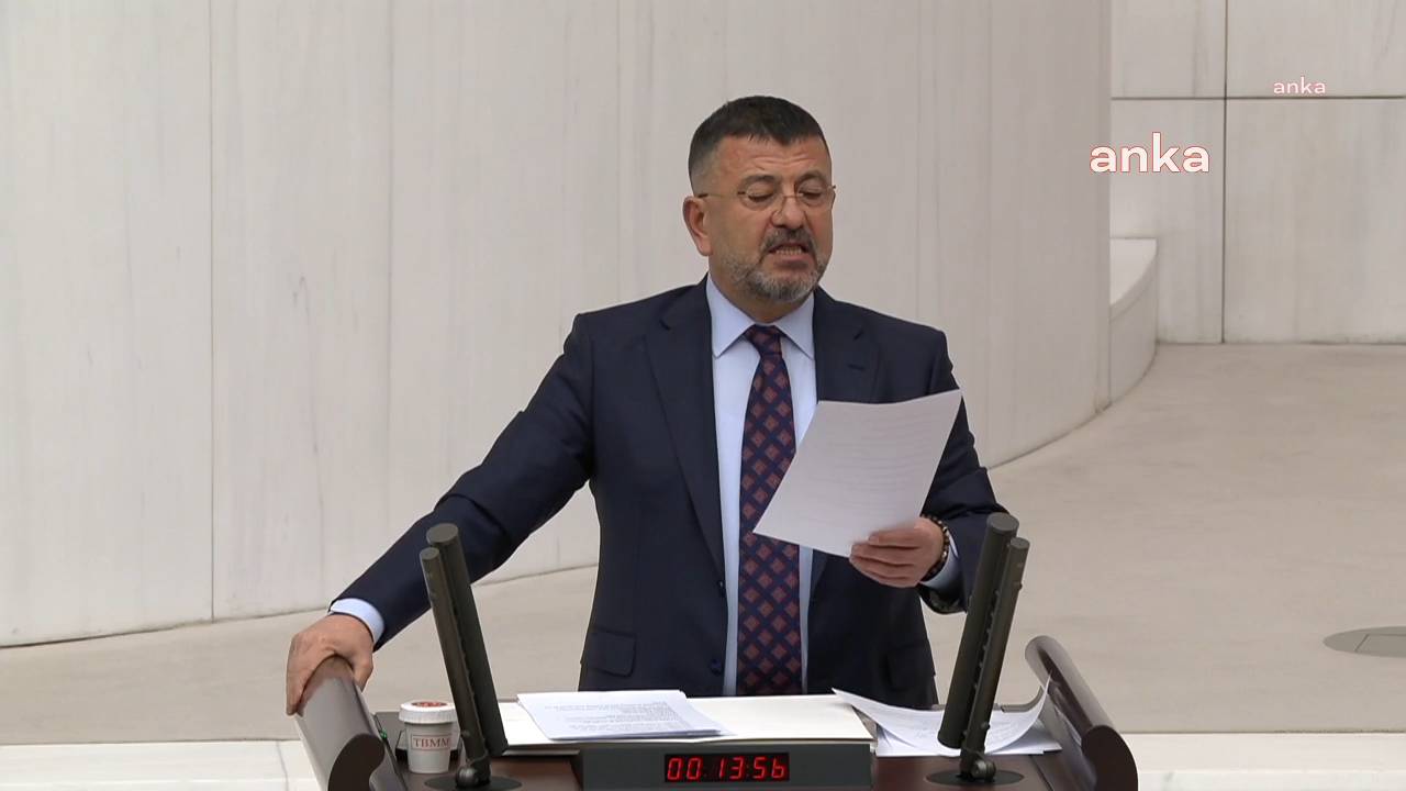 Veli Ağbaba'dan "Çocuk İşçi" Raporu: Türkiye'de Her 10 Çocuktan 3'ü Yoksul