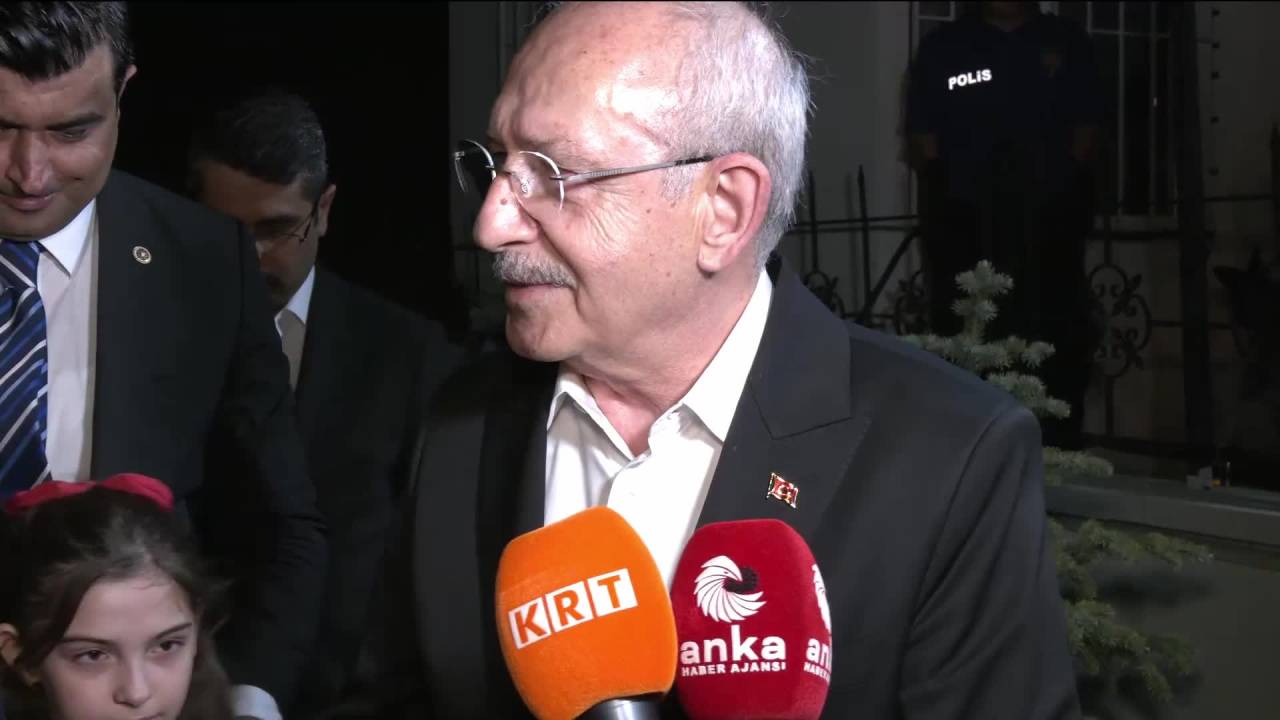 Kılıçdaroğlu'ndan Ayşe Ateş'e Destek: "Yüreğiniz Varsa Bir Kadınla Değil, Gelin Bizimle Mücadele Edin"
