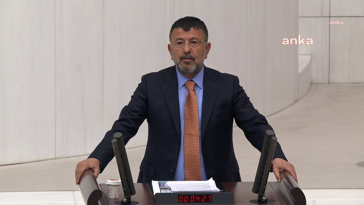 Veli Ağbaba: Kurbanı Vatandaşa Haram Ettiler