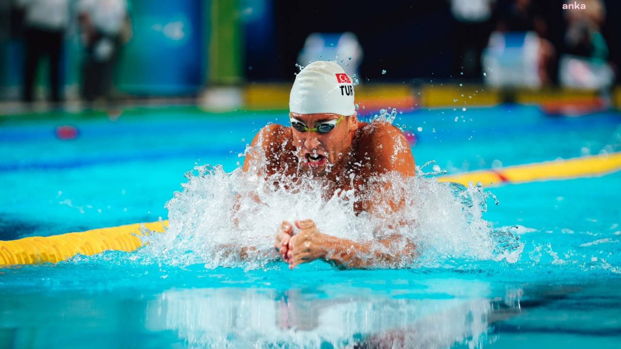 Özgür Özel’den Avrupa Şampiyonu Yüzücü Emre Sakcı’ya Tebrik Mesajı