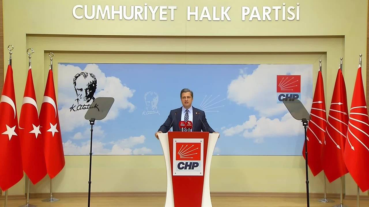 Deniz Yücel: “Diyanet, Beş Ayda 2 Milyon 312 Bin Asgari Ücretlinin Maaşına Eşit Harcama Yaptı”