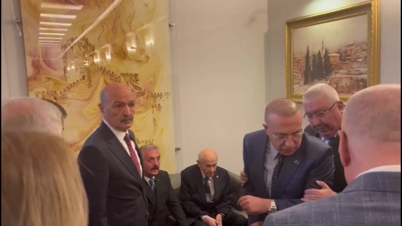 Devlet Bahçeli, Grup Toplantısı Sonrası Rahatsızlandı