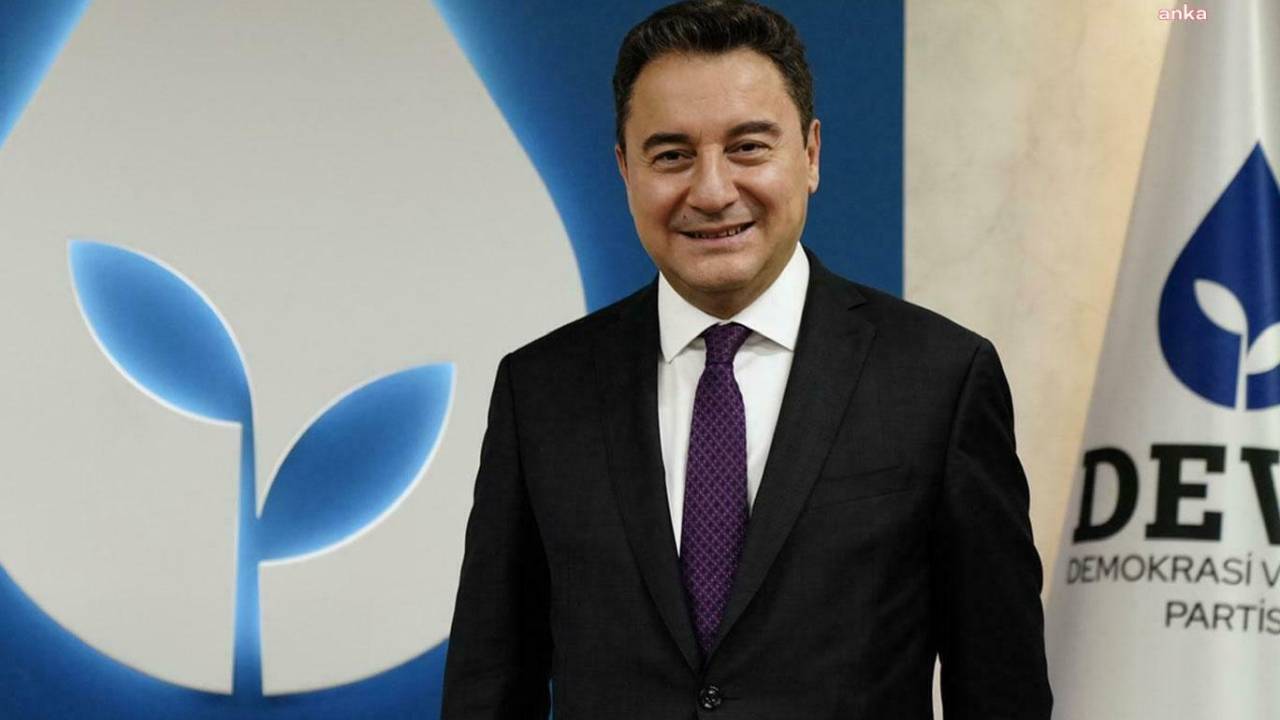 Deva Partisi Genel Başkanı Ali Babacan, "Kuzey Işığı Zirvesi" İçin Helsinki'ye Gitti