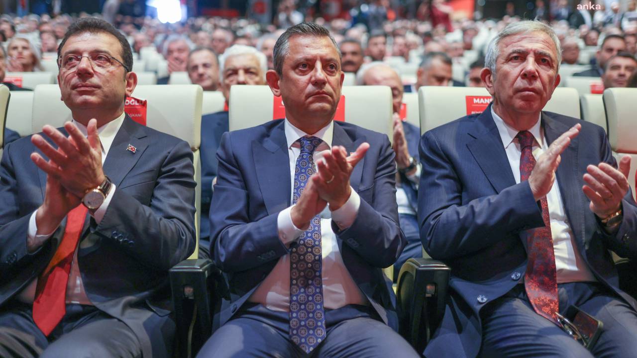 "Chp'de Gündem Kurultay Tartışması Değil, Erken Seçim Hazırlığı"