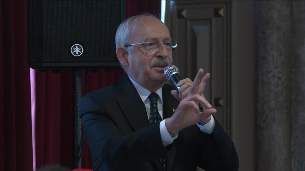 Kılıçdaroğlu: "Ödediğimiz Vergilerin Hesabını Sormadığınız Sürece Türkiye'de Demokrasi Gelişmez"