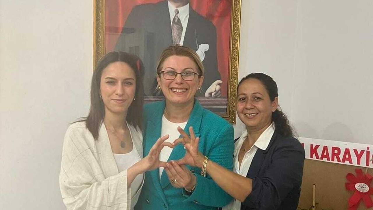 Chp Osmaniye Kadın Kolları Başkanlığına Deniz Özener Yeniden Seçildi