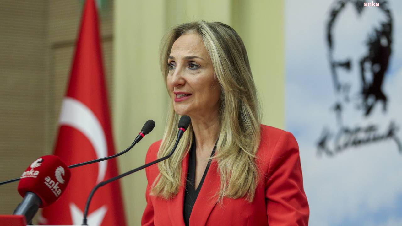 Aylin Nazlıaka'dan İktidara 'Soyadı' Eleştirisi: "Aile Bütünlüğü Aynı Soyadını Kullanarak Sağlanmaz"