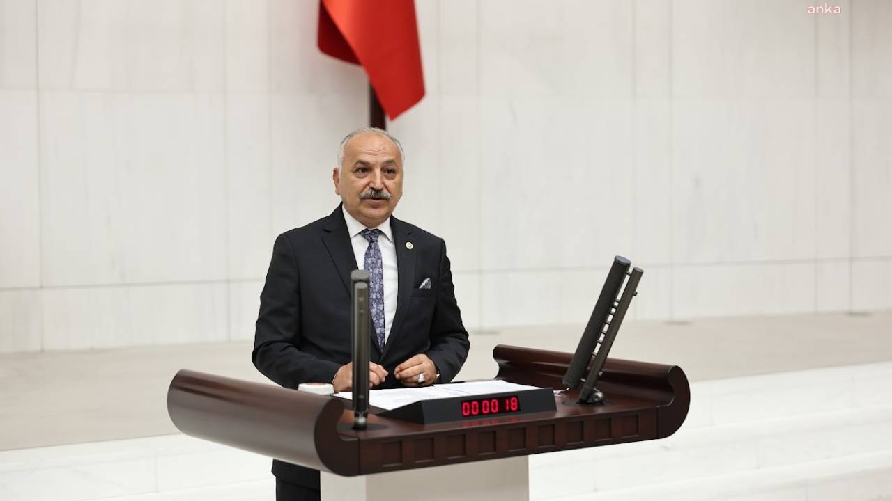 Chp'li Dinçer'den Mersin'de Tamamlanmayan Yatırımlarla İlgili Araştırma Önergesi