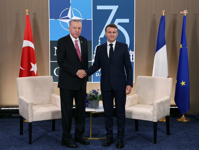 Cumhurbaşkanı Erdoğan, Nato Zirvesi'nde Macron Ve Stermer İle Görüştü