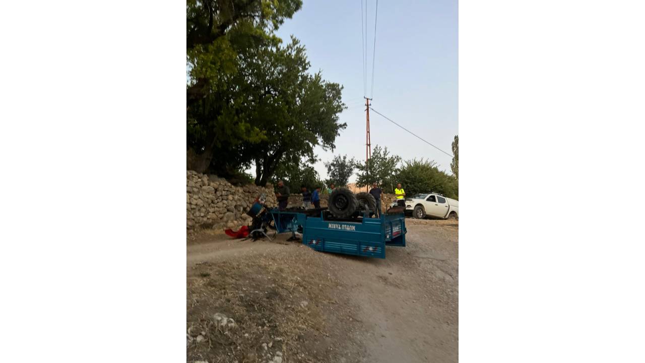 Bahçe Dönüşü Patpat Devrildi: 3 Yaralı