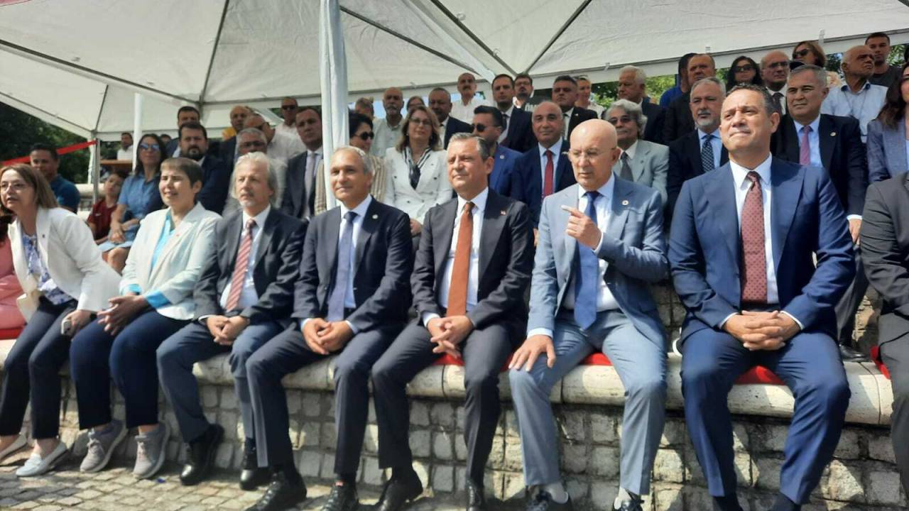 Chp’nin Egitim Maratonu Başladı… 24 Saat Sürecek Eğitim Maratonu'nda 100'ün Üzerinde Konu Ele Alınacak