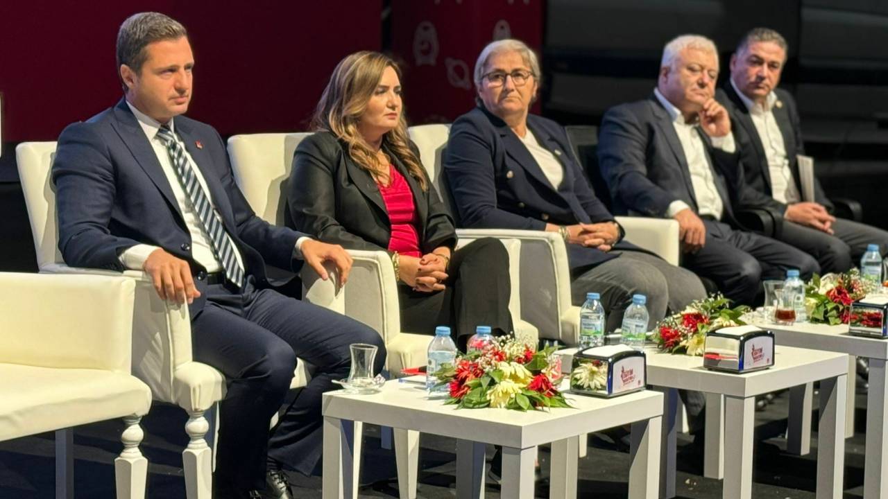 Deniz Yücel: "Afet Dönemlerinde Bizim Ülkemizde, İlk Feragat Edilen Alan Maalesef 'Eğitim' Oluyor"