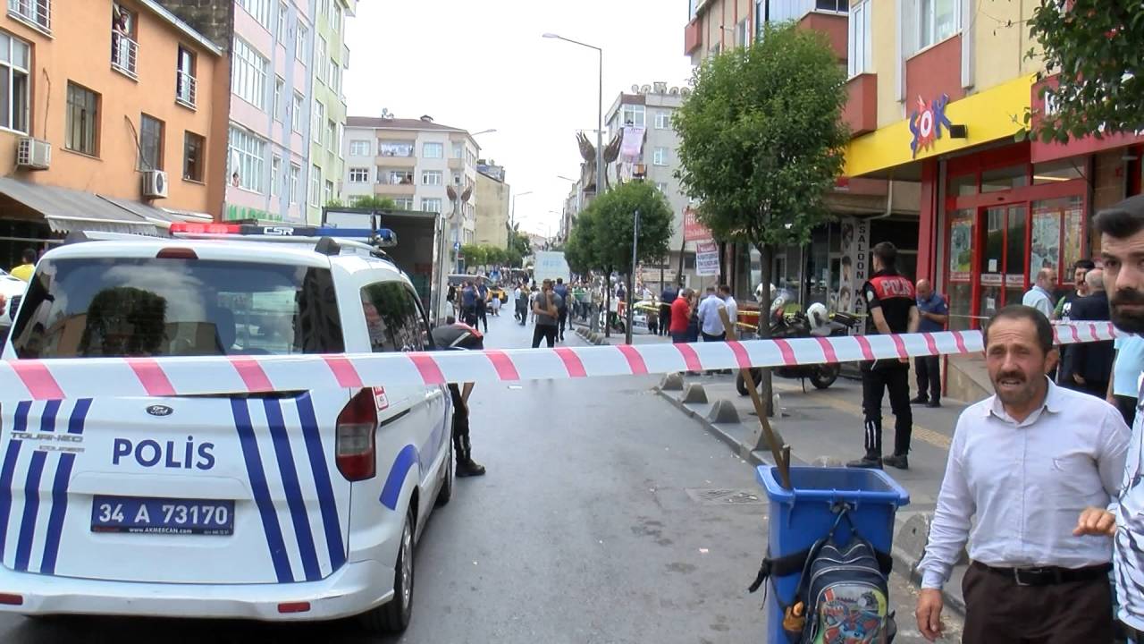 Bağcılar'da Silahlı Saldırı: 1 Ölü, 1 Yaralı