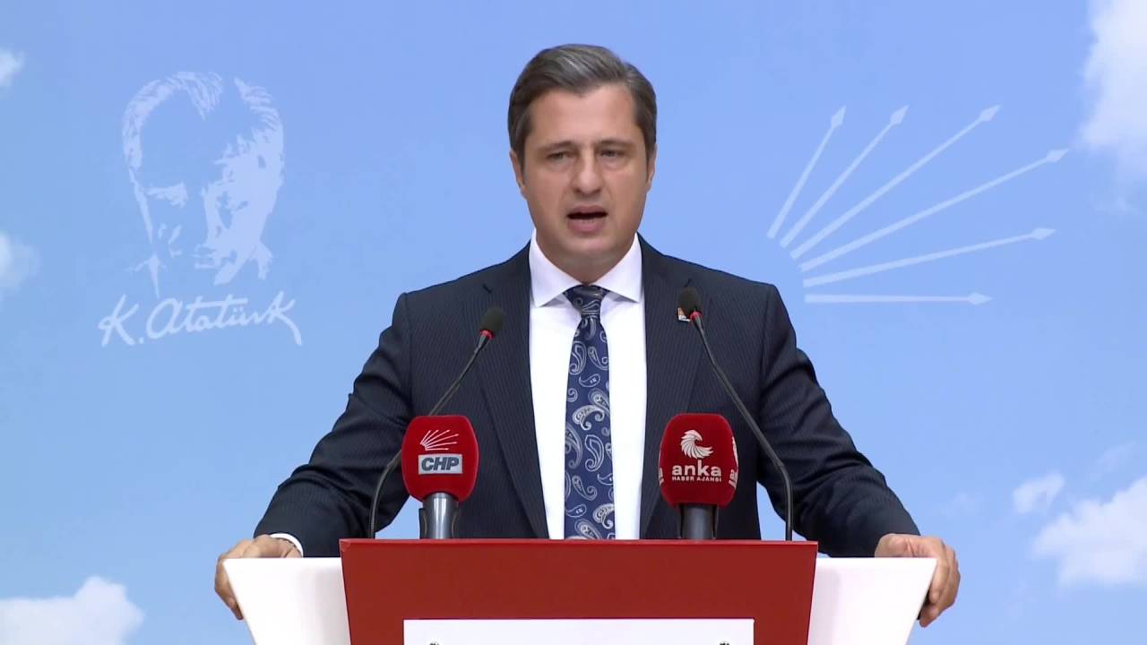 Deniz Yücel: “Kemal Kılıçdaroğlu'nun Kalkanı, Üyesinden Genel Başkanına Kadar Chp’dir”