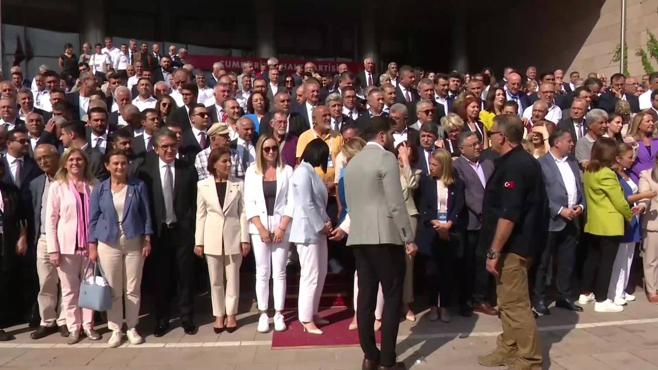 Chp’nin 20’nci Olağanüstü Kurultayı Sona Erdi