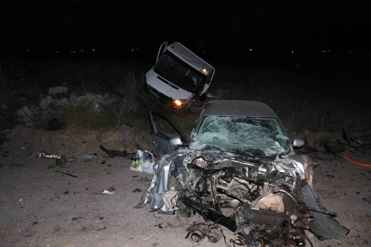 Nevşehir’de 3 Aracın Karıştığı Zincirleme Kaza: 5 Yaralı