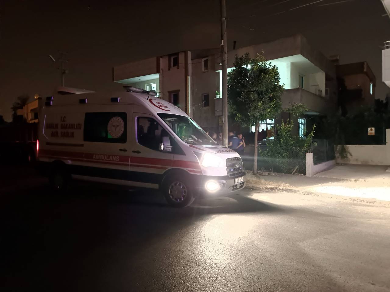 Adana'da Kadın Cinayeti;uykuda Kalbinden Bıçakladı