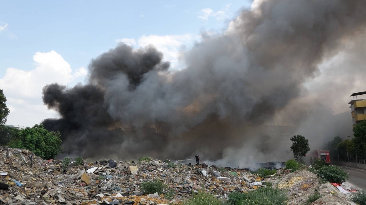 Bursa'da Çöplük Yangını