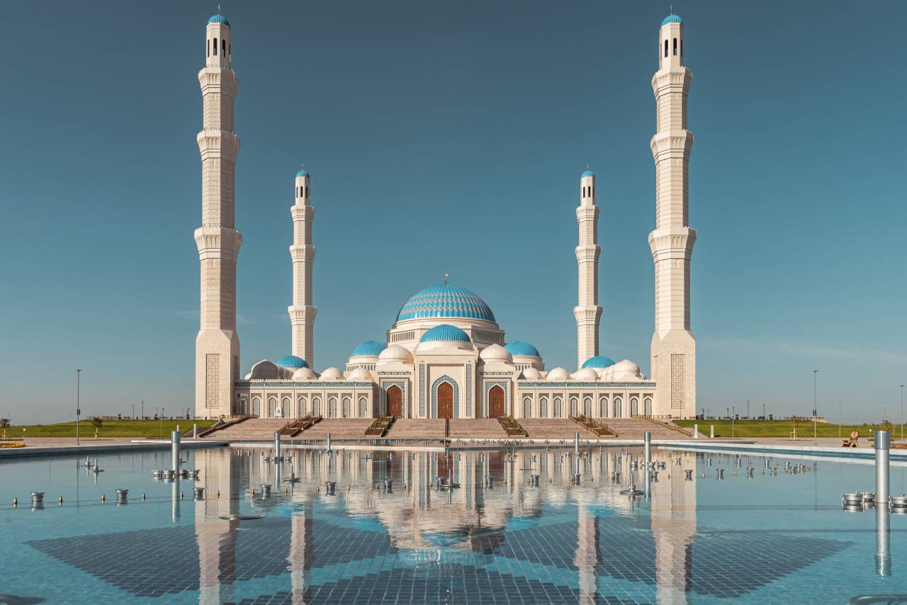 Guinness’e Aday Nur Sultan Büyük Camii Açılıyor