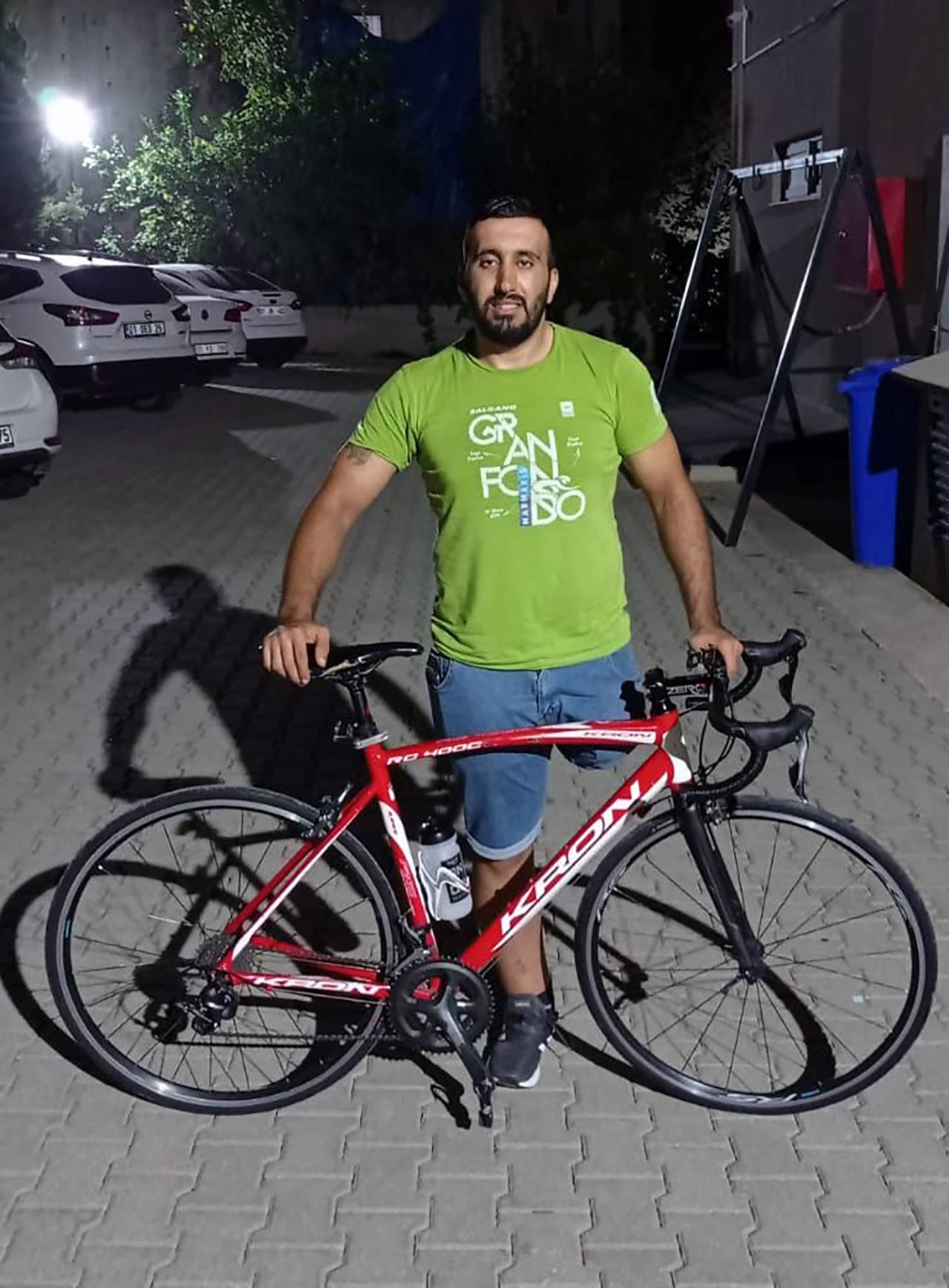 Engelli Sporcunun Yarış Bisikletini Çalmıştı; Sokakta Yürürken Yakalandı