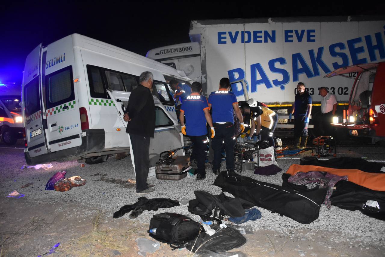Sivas'ta 7 Kişinin Öldüğü Kazada Yaralananlardan 2'si Taburcu Oldu