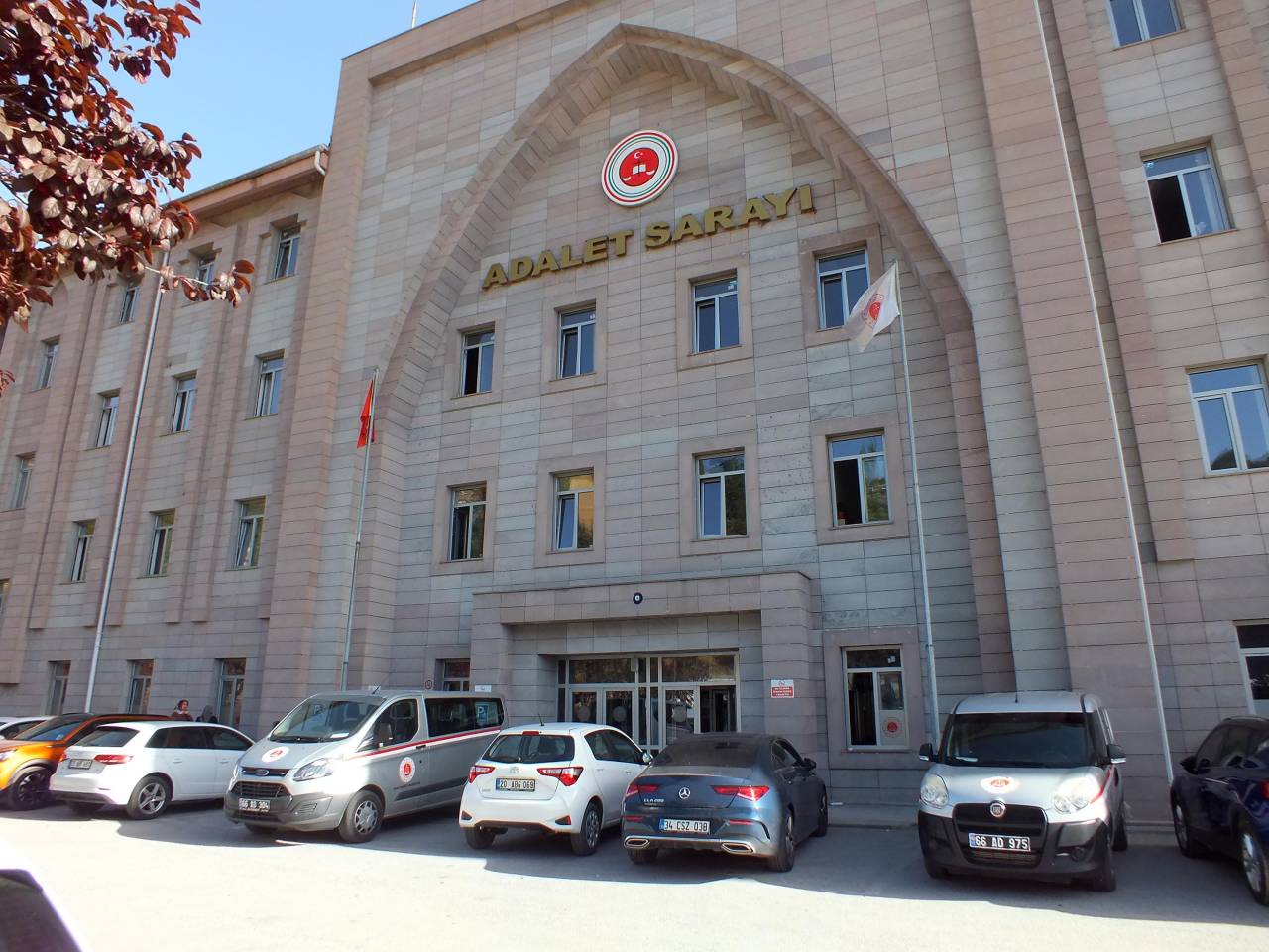 Kırşehir'deki Akraba Cinayetinde Babaya Müebbet, Oğluna 25 Yıl Hapis