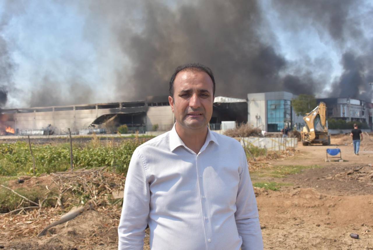 İzmir'de, Kozmetik Fabrikasında Yangın (3)