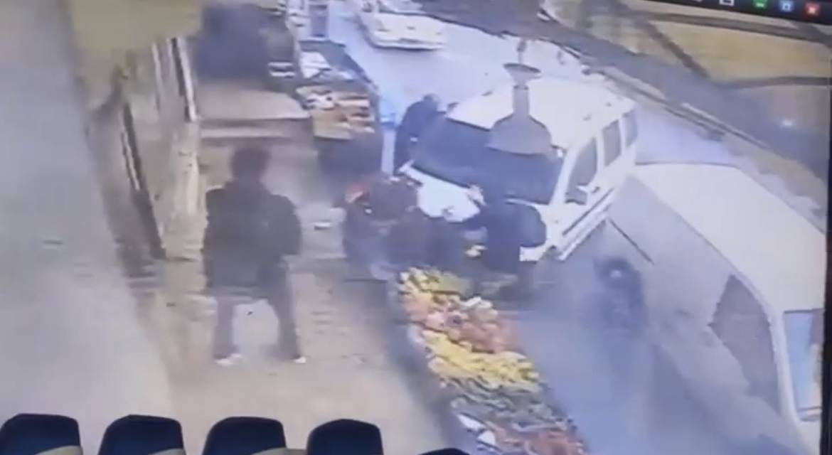 Arnavutköy'de Facianın Ucuz Atlatıldığı Kaza Kamerada